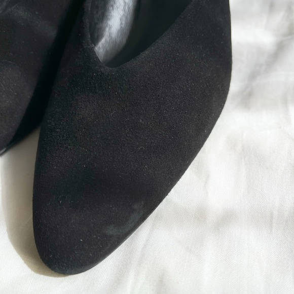 Everlane The V Black Suede Heels -see size note! - Picture 7 of 10
